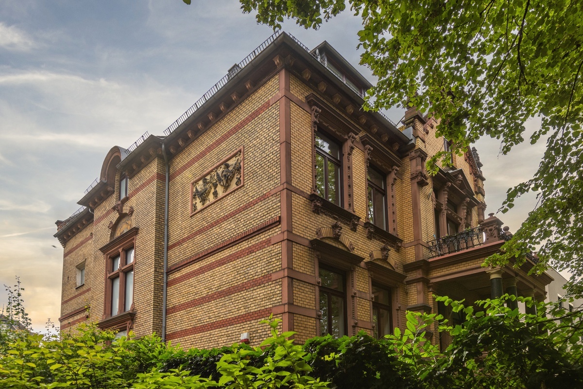 V12 – Umbau und Sanierung Kulturdenkmal